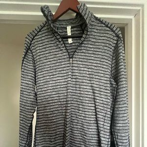 Lululemon Men’s 1/4 Zip Pullover